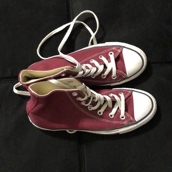 Converse Shoes - Maroon Converse